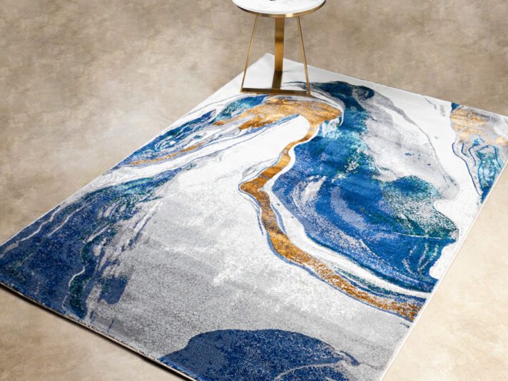 Coastal Splash Floor Rug ( 5 X 7.5 Feet )
Chandelier, 3-armed, silver-colour/glass
