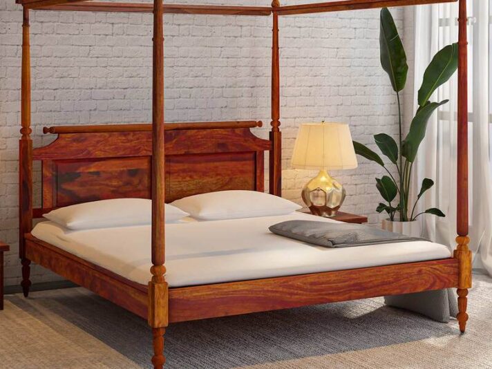 Harleston Solid Wood King Size Poster Bed In Honey Oak Finish
