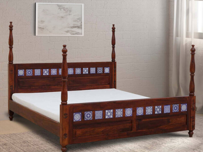 Kamchini Solid Wood King Size Poster Bed in Honey Oak Finish